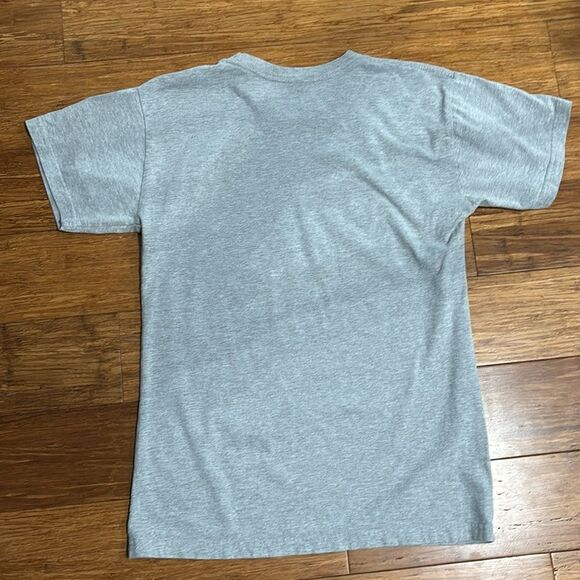 YETI Antlers & Fish Tail Graphic Tee Heather Gray Men’s T-Shirt — Size M - Picture 5 of 5